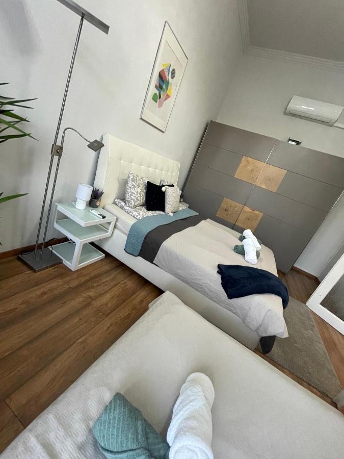 Luxury Riverside Panorama Appartement *