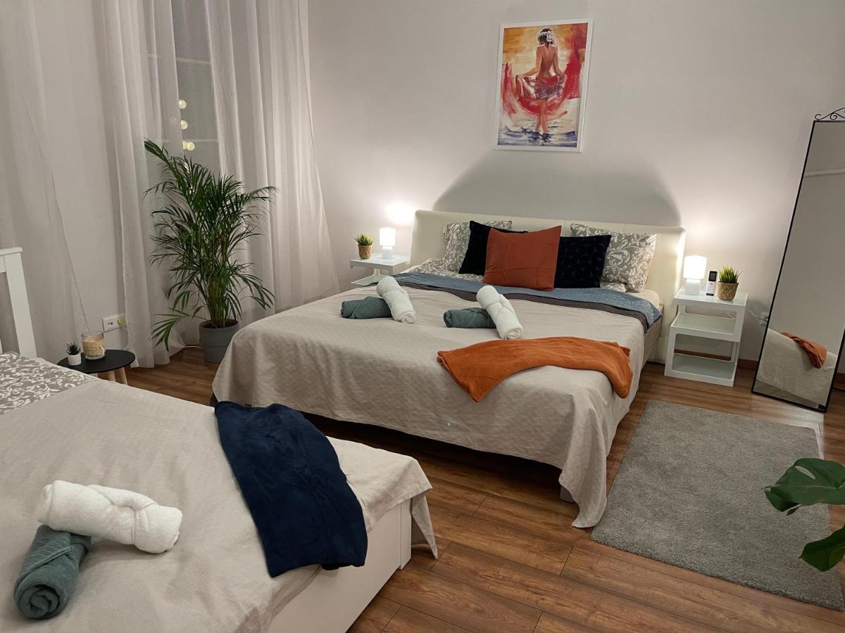 Luxury Riverside Panorama Apartmán